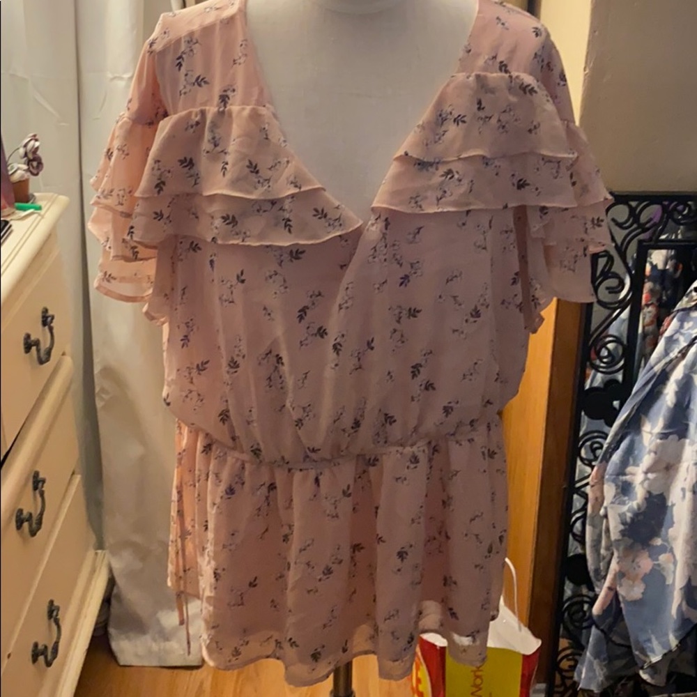Cute lane Bryant top